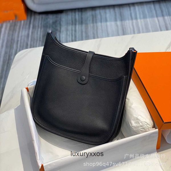 outdoor bag 17 mini quality setting bags 2023 leather evelynes tote 29togo high single shoulder evelyn vo3e
outdoor bag 17 mini quality setting bags 2023 leather evelynes tote 29togo high single shoulder evelyn vo3e