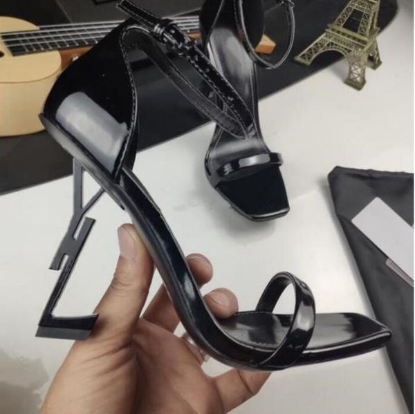 with box women dress shoes high heels womens shoes designer genuine leather pumps lady sandals wedding black golden gold 10cm heel dunks sli
with box women dress shoes high heels womens shoes designer genuine leather pumps lady sandals wedding black golden gold 10cm heel dunks sli