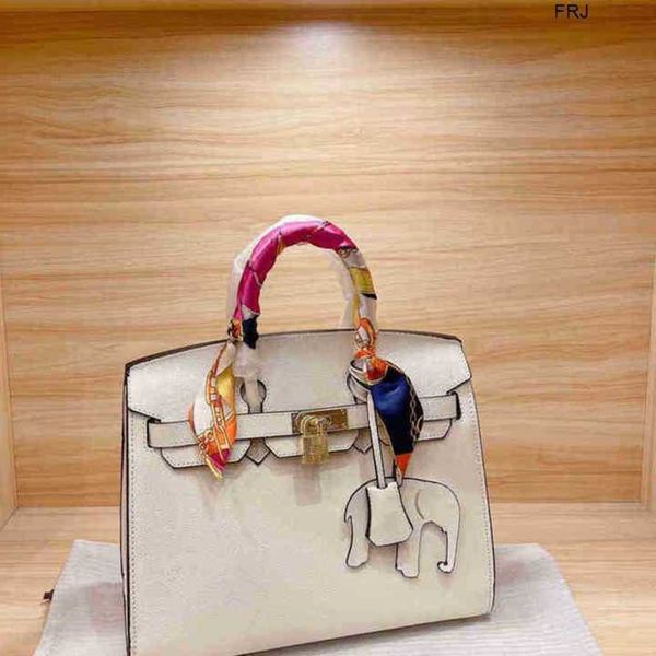 designer bags birkin handbags women luxury summer fashion trend leisure womens portable shoulder have logo4ajo logo frj
designer bags birkin handbags women luxury summer fashion trend leisure womens portable shoulder have logo4ajo logo frj