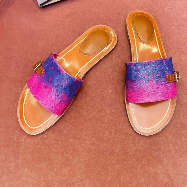 stylish gradient monograms slippers classic lock it flower plaid flat no-slip real leather flip-flops luxury brand slides mules sandals summ, Black
stylish gradient monograms slippers classic lock it flower plaid flat no-slip real leather flip-flops luxury brand slides mules sandals summ, Black