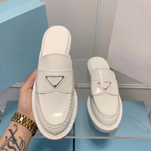 women's moccasins leather slippers girls classic style outdoor leather round head solid color shoes with box, Black
women's moccasins leather slippers girls classic style outdoor leather round head solid color shoes with box, Black