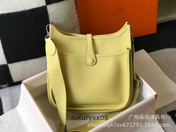 outdoor bag high 17 quality leather bags setting 2023 mini evelynes 29togo tote single shoulder evelyn n76w
outdoor bag high 17 quality leather bags setting 2023 mini evelynes 29togo tote single shoulder evelyn n76w