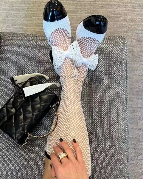 2023 full drill hollow sandals silk stockings shoes crystals satin crystals series bow tie with heat-sealed crystals size 35-41, Black
2023 full drill hollow sandals silk stockings shoes crystals satin crystals series bow tie with heat-sealed crystals size 35-41, Black