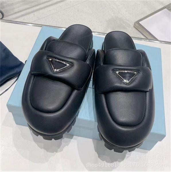 2023 luxury brand triangle logo slippers sandals women slippers new fashion designer shoes soft sheepskin outdoor beach l baotou round toe t, Black
2023 luxury brand triangle logo slippers sandals women slippers new fashion designer shoes soft sheepskin outdoor beach l baotou round toe t, Black