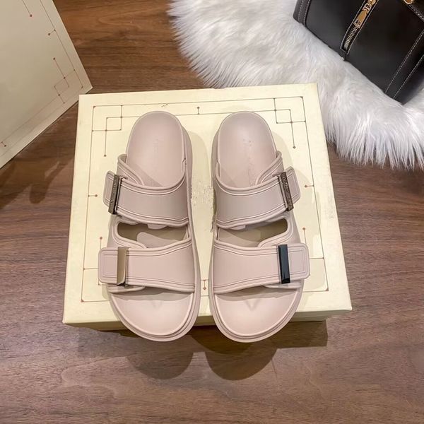 designer womens sliders sandals slippers oversized mcqueens rubber pool slide platform sandal buckle woman summer sport trainer shoes size 3, Black
designer womens sliders sandals slippers oversized mcqueens rubber pool slide platform sandal buckle woman summer sport trainer shoes size 3, Black