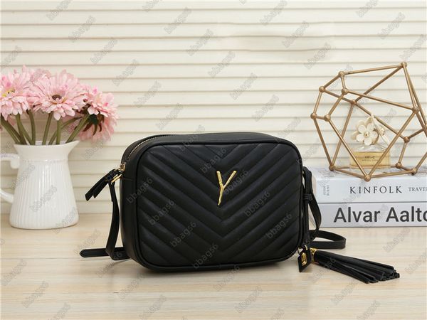 luxurys designers tassel handbags bag women leather soho disco shoulder bag fringed messenger purse designer crossbody bagshh
luxurys designers tassel handbags bag women leather soho disco shoulder bag fringed messenger purse designer crossbody bagshh