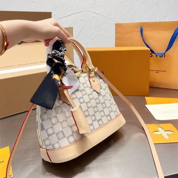 5a fashion bags with lock tag alma bb 25cm women shoulder bag chain messenger bag leather handbags shell purse cosmetic crossbody pu totes b
5a fashion bags with lock tag alma bb 25cm women shoulder bag chain messenger bag leather handbags shell purse cosmetic crossbody pu totes b