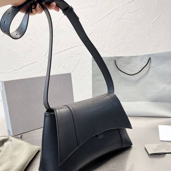 downtown shoulder bag black semi shiny smooth leather adjustable and removable shoulder strap crossbody luxury designer magnet closure b log
downtown shoulder bag black semi shiny smooth leather adjustable and removable shoulder strap crossbody luxury designer magnet closure b log
