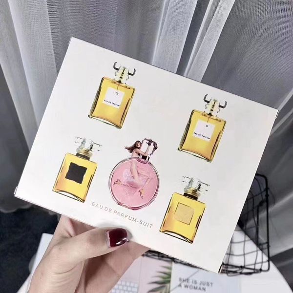5 in 1 women perfume travel set 5pcs perfumed deodorant eau de parfum suit gift box long-lasting fragrance beauty
5 in 1 women perfume travel set 5pcs perfumed deodorant eau de parfum suit gift box long-lasting fragrance beauty