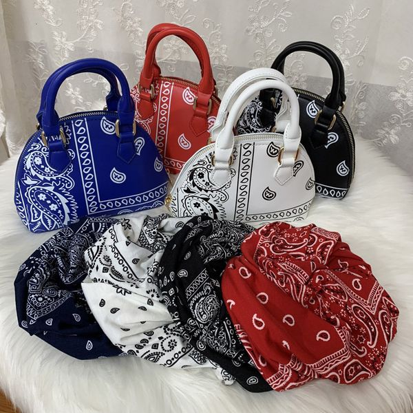 evening bags fashion cashew flower shoulder for women retro design ladies handle shell female set purse handbags crossbody 230322
evening bags fashion cashew flower shoulder for women retro design ladies handle shell female set purse handbags crossbody 230322