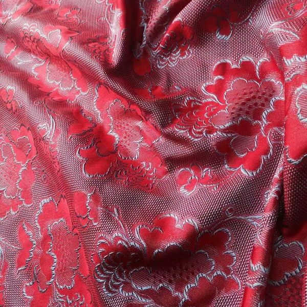 red flower pattern silk fabric can be used as cheongsam chinese clothing dress nightgown suit, Black;white
red flower pattern silk fabric can be used as cheongsam chinese clothing dress nightgown suit, Black;white