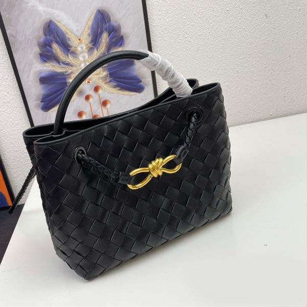 weave tote bag cowhide shopping handbags purse crossbody handbags large capacity knitting leather shoulder bags removable straps
weave tote bag cowhide shopping handbags purse crossbody handbags large capacity knitting leather shoulder bags removable straps