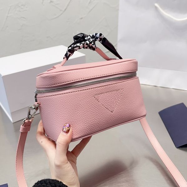 shoulder bags crossbody bag designer bag women luxury designer handbags ladies handbag classic fashion solid color cross body with silk scar
shoulder bags crossbody bag designer bag women luxury designer handbags ladies handbag classic fashion solid color cross body with silk scar