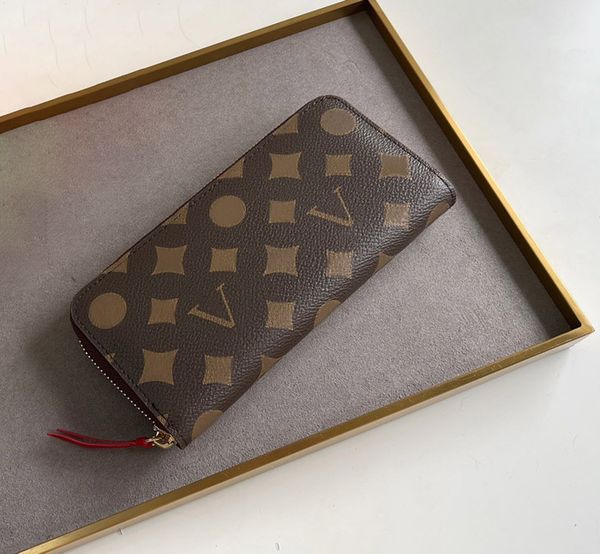 fashion designer wallets luxury clemence purses mens womens flower letter zipper long card holder ladies slim money clutch bags with box who, Red;black
fashion designer wallets luxury clemence purses mens womens flower letter zipper long card holder ladies slim money clutch bags with box who, Red;black