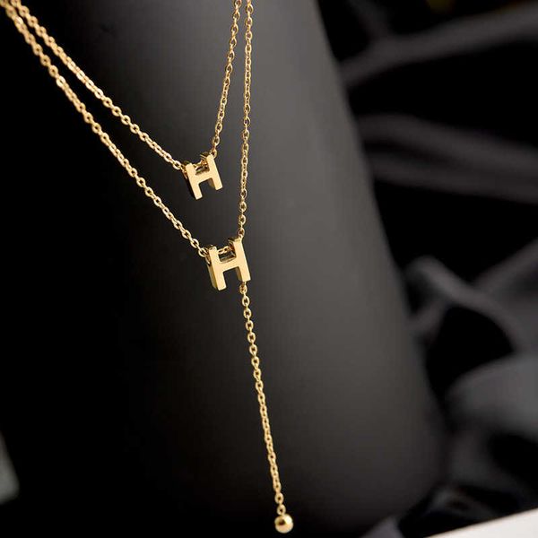 pendant necklaces strs strings net red the same steel fashion letter h necklace is light luxurious and the small number of people have, Silver
pendant necklaces strs strings net red the same steel fashion letter h necklace is light luxurious and the small number of people have, Silver