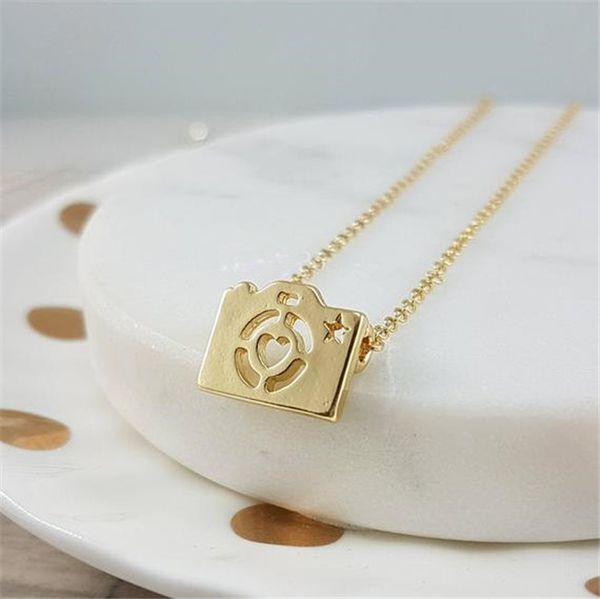 30pcs cute lovers camera necklace hipster necklace p camera with heart lens necklace mini camera with circle star necklaces, Silver
30pcs cute lovers camera necklace hipster necklace p camera with heart lens necklace mini camera with circle star necklaces, Silver