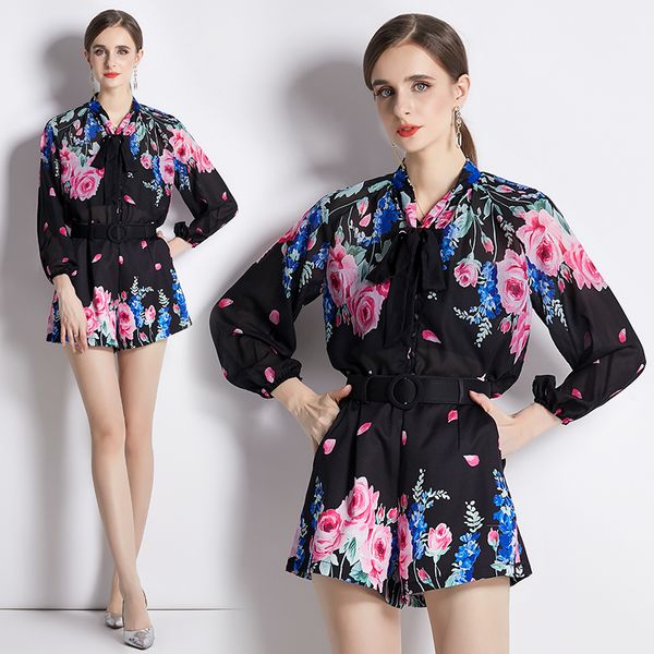 2023 women floral short pant sets summer designer black two piece set fashion print bow tie neck shirt and shorts holiday suits long sleeve, White
2023 women floral short pant sets summer designer black two piece set fashion print bow tie neck shirt and shorts holiday suits long sleeve, White