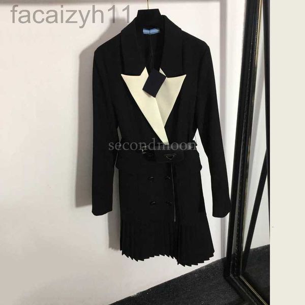 designer women pleated dre metal triangle belt es designer casual style autumn winter fashion clothing 2qrn, Black;gray
designer women pleated dre metal triangle belt es designer casual style autumn winter fashion clothing 2qrn, Black;gray