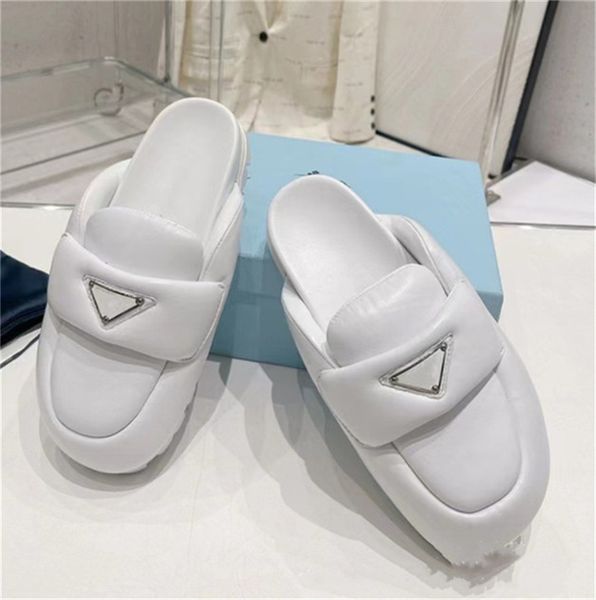 2023 designer shoes triangle logo slippers sandals women slippers new fashion soft sheepskin shoes outdoor beach l baotou round toe thick bo, Black
2023 designer shoes triangle logo slippers sandals women slippers new fashion soft sheepskin shoes outdoor beach l baotou round toe thick bo, Black