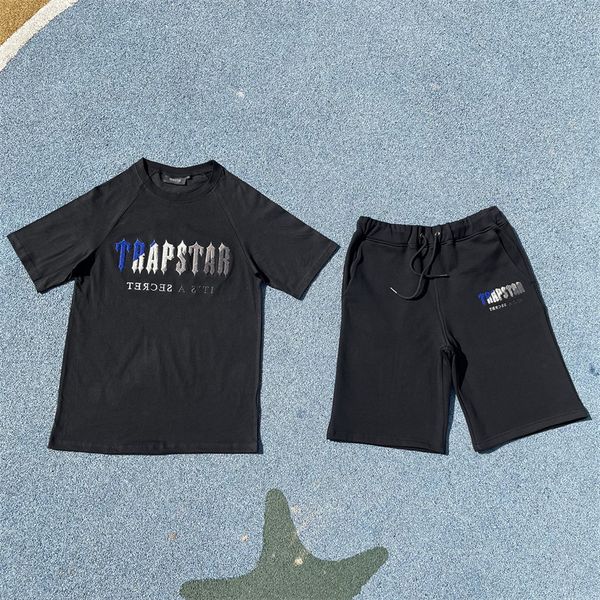 trapstar printed shirts 2023 new men's short sleeve set breathable quick drying t-shirt summer beach jogging, White;black
trapstar printed shirts 2023 new men's short sleeve set breathable quick drying t-shirt summer beach jogging, White;black
