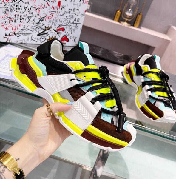 Top quality Sneakers Casual Shoes Luxury Mixed-Material Space Leather Mesh Breathable Suede Reflective Sole, Box
Top quality Sneakers Casual Shoes Luxury Mixed-Material Space Leather Mesh Breathable Suede Reflective Sole, Box