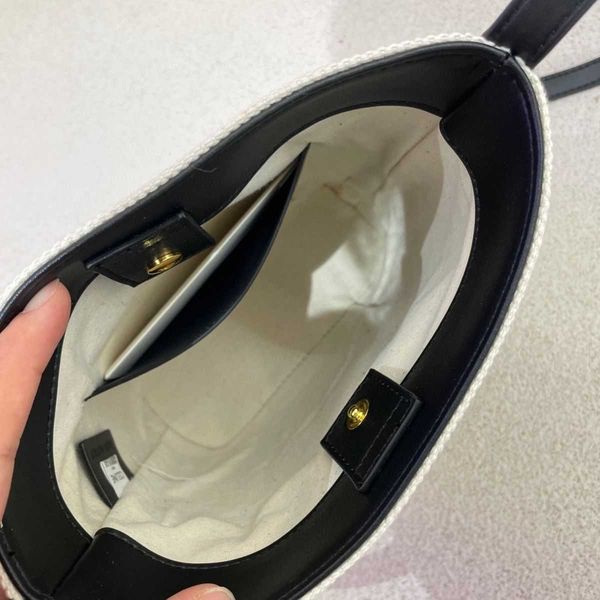 designer bags cellies fashion net bucket bag canvas handbag full leather spring
designer bags cellies fashion net bucket bag canvas handbag full leather spring