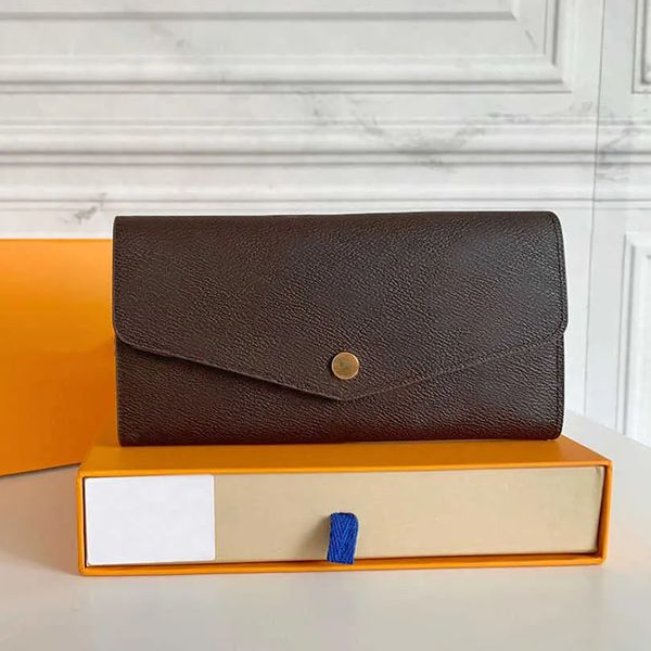 designers luxurys wallet coin card holders multiple colors styles women fashion wallets clutch bag leather long envelope zipper coin purses, Red;black
designers luxurys wallet coin card holders multiple colors styles women fashion wallets clutch bag leather long envelope zipper coin purses, Red;black