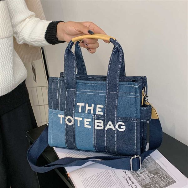 purses large-capacity popular 2023 new fashion single shoulder simple cross-body style portable commuter denim tote bag
purses large-capacity popular 2023 new fashion single shoulder simple cross-body style portable commuter denim tote bag