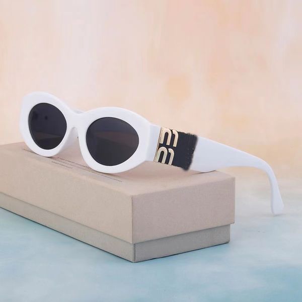 new fashion retro cat's eye sunglasses for women and men oval fashion and riding style luxury french high street, White;black
new fashion retro cat's eye sunglasses for women and men oval fashion and riding style luxury french high street, White;black