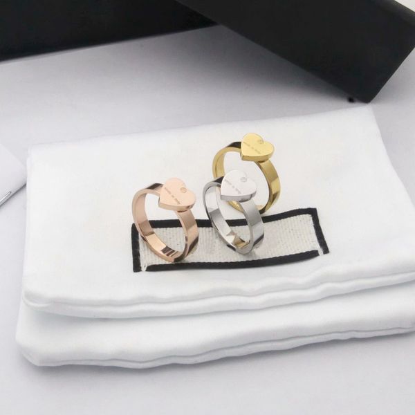 titanium sport accessories band rings designers heart lovers europe america style ring men lady women steel engraved letter size6-9 with box
titanium sport accessories band rings designers heart lovers europe america style ring men lady women steel engraved letter size6-9 with box