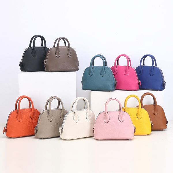 evening bags shell women s messenger cow leather simple shoulder fashionable foreign style handbag small mobile phone 230322
evening bags shell women s messenger cow leather simple shoulder fashionable foreign style handbag small mobile phone 230322