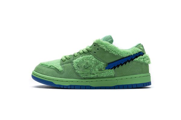 basketball shoes high prm sb qs casual running shoes mens gs green bear color skates company outdoor sports sneakers ship with box size us5.
basketball shoes high prm sb qs casual running shoes mens gs green bear color skates company outdoor sports sneakers ship with box size us5.