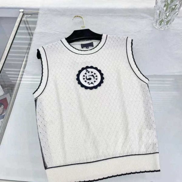 23ss brand designer women's tanks colour combination knitted letter double c sleeveless womens clothing a1, White;black
23ss brand designer women's tanks colour combination knitted letter double c sleeveless womens clothing a1, White;black