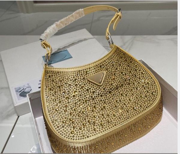 qwqq1 2023 luxurys designer shoulder bags women crystal diamante handbags metallic beads glitter diamonds lady axillary bag crossbody ladies
qwqq1 2023 luxurys designer shoulder bags women crystal diamante handbags metallic beads glitter diamonds lady axillary bag crossbody ladies