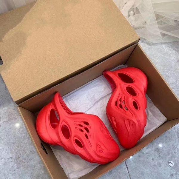 kids foam runner slippers baby eva shoe boys girls designer antiskid sneakers kid tainers slides childrens desert shoes bone resin sandals 2, Black
kids foam runner slippers baby eva shoe boys girls designer antiskid sneakers kid tainers slides childrens desert shoes bone resin sandals 2, Black