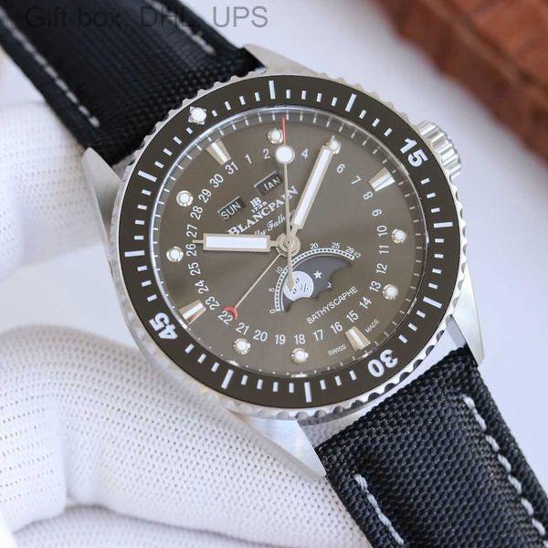 multifunctional mondphasen watch baopo blancpain men's automatic mechanical watch 5054-1110-b52a temperament men's watch wristwatc, Slivery;golden
multifunctional mondphasen watch baopo blancpain men's automatic mechanical watch 5054-1110-b52a temperament men's watch wristwatc, Slivery;golden