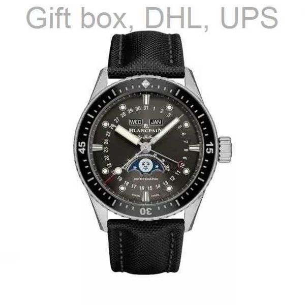 multifunctional mondphasen watch swiss bopper watch men's moonlight canvas belt automatic machine watch 5054-1110-b52a, Slivery;golden
multifunctional mondphasen watch swiss bopper watch men's moonlight canvas belt automatic machine watch 5054-1110-b52a, Slivery;golden