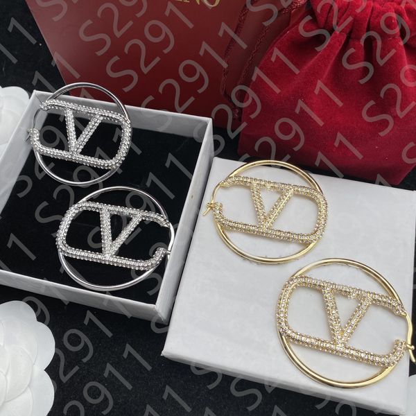designer women stud luxury 18k gold plating heart shape crystal rhinestone gold v letter silver jewelry classic no box, Golden;silver
designer women stud luxury 18k gold plating heart shape crystal rhinestone gold v letter silver jewelry classic no box, Golden;silver