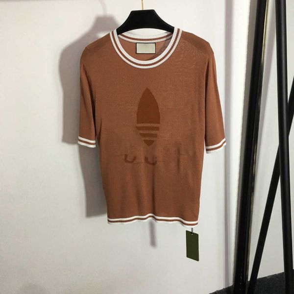 23ss designer knit short sleeve women brand co-branded new chest letter logo short sleeve knitted shirt t-shirt womens clothes, White
23ss designer knit short sleeve women brand co-branded new chest letter logo short sleeve knitted shirt t-shirt womens clothes, White