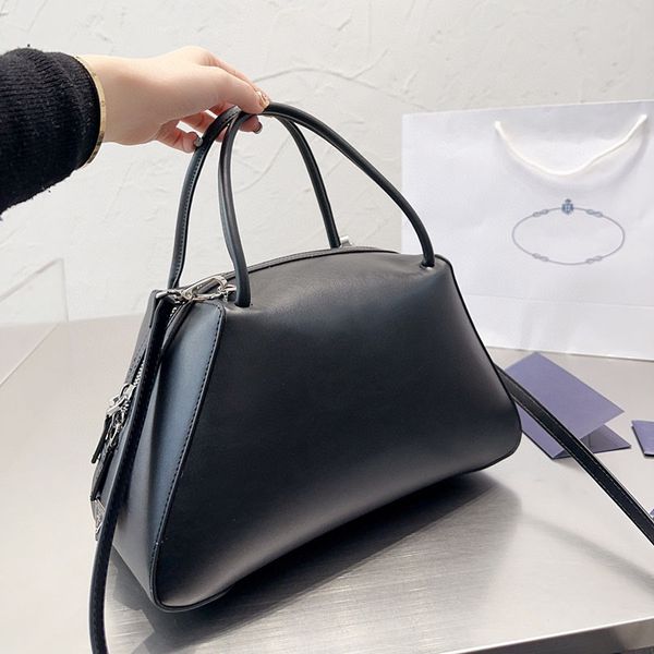 luxury tote handbag satchel bags high-end designer bag for women medium brushed leather supernova collection 25cm
luxury tote handbag satchel bags high-end designer bag for women medium brushed leather supernova collection 25cm