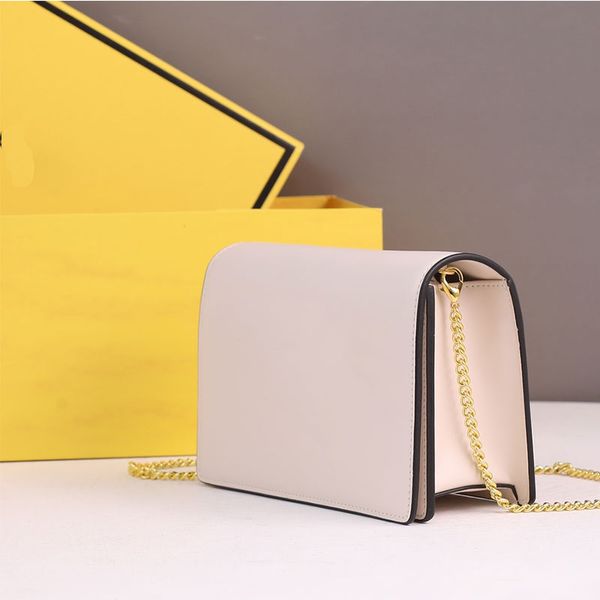 mini shoulder bags crossbody designer clamshell designer bag whole cowhide make handbags purse stamping concave and convex iconic letters lo
mini shoulder bags crossbody designer clamshell designer bag whole cowhide make handbags purse stamping concave and convex iconic letters lo