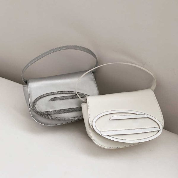 shoulder bag women die crossbody bag designer bags new half round handbags leather underarm flap fashion messenger purse 230322
shoulder bag women die crossbody bag designer bags new half round handbags leather underarm flap fashion messenger purse 230322
