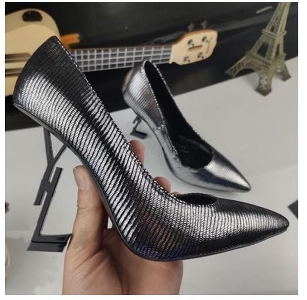 with box women dress shoes high heels womens designer genuine leather pumps lady sandals wedding black golden gold 10cm heel
with box women dress shoes high heels womens designer genuine leather pumps lady sandals wedding black golden gold 10cm heel