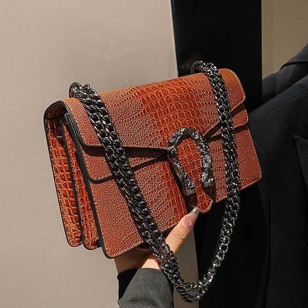 women's crocodile pattern bag new embossed chain bag women's messenger bag simple fashion one shoulder crossbody underarm handbag
women's crocodile pattern bag new embossed chain bag women's messenger bag simple fashion one shoulder crossbody underarm handbag