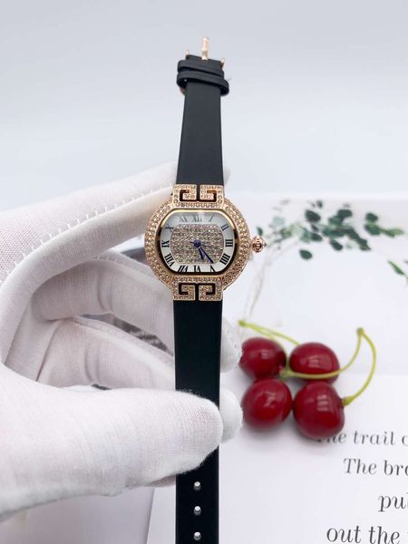 2023 new brand original business women's watch classic round case quartz watch wristwatch clockrecommended watchwa watch q18, Slivery;brown
2023 new brand original business women's watch classic round case quartz watch wristwatch clockrecommended watchwa watch q18, Slivery;brown