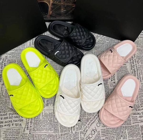 2023 new fashion designer slippers men woman slider foam runner fashion slide slipper desert ararat runr slides shoe blue onyx pure sandals, Black
2023 new fashion designer slippers men woman slider foam runner fashion slide slipper desert ararat runr slides shoe blue onyx pure sandals, Black