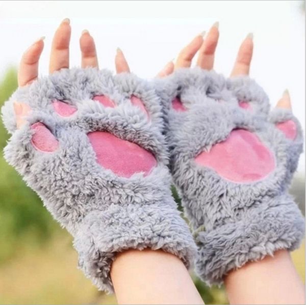 women girl children winter fluffy plush gloves mittens halloween christmas stage perform prop cosplay cat bear paw claw glove party favors b, White
women girl children winter fluffy plush gloves mittens halloween christmas stage perform prop cosplay cat bear paw claw glove party favors b, White