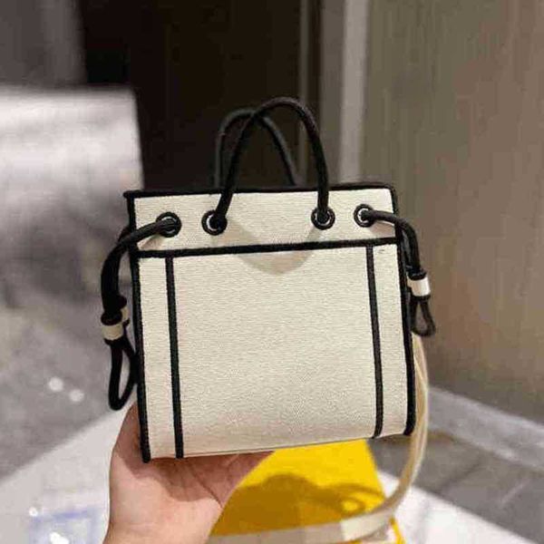 fbag totes shoulder bag women designers handbag messenger bags woman crossbody bags travel letter print fashion large capacity purses handba
fbag totes shoulder bag women designers handbag messenger bags woman crossbody bags travel letter print fashion large capacity purses handba