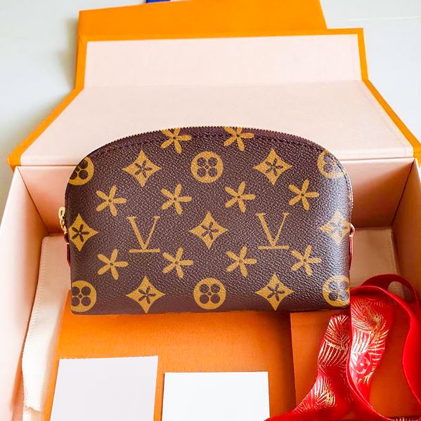 m47515 cosmetic make up bag luxury designer shoulder bags totes clutch cross body handbags genuine leather womens mens purse brown flower wa
m47515 cosmetic make up bag luxury designer shoulder bags totes clutch cross body handbags genuine leather womens mens purse brown flower wa