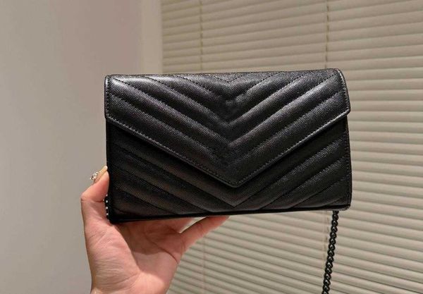 designers bags luxurys handbags classic women shoulder messenger crossbody totes bags purse women tote wallet leather ladies metal chain
designers bags luxurys handbags classic women shoulder messenger crossbody totes bags purse women tote wallet leather ladies metal chain